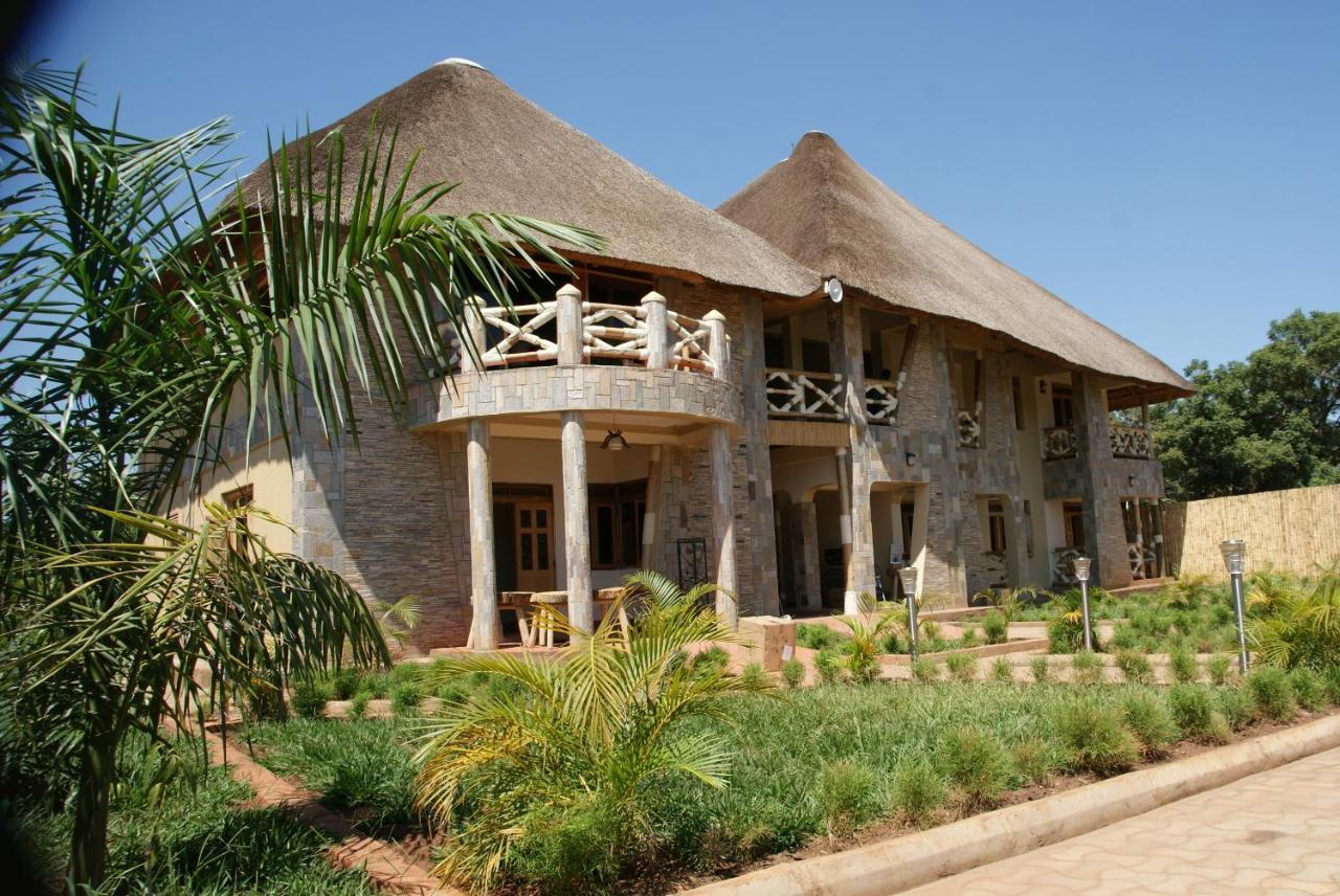 Baker'S Fort Hotel Gulu Екстериор снимка