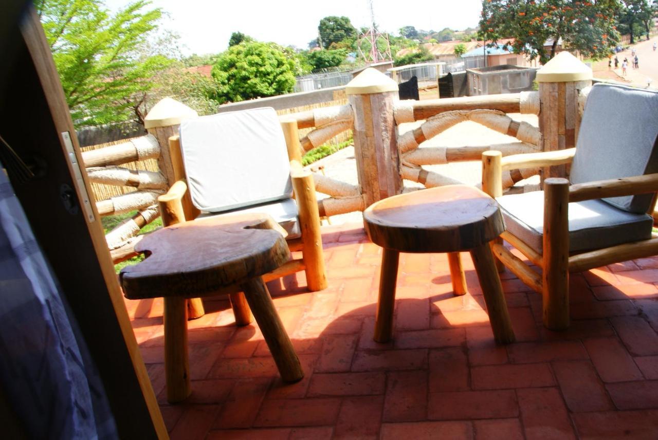 Baker'S Fort Hotel Gulu Екстериор снимка